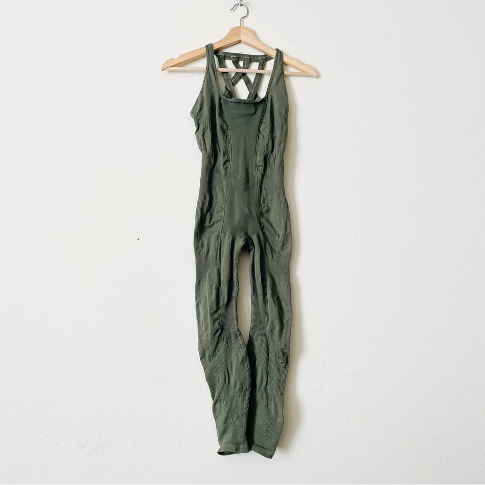 Free People Movement SMALL Black Diamond strappy back seamless onesie in green - Picture 3 of 8